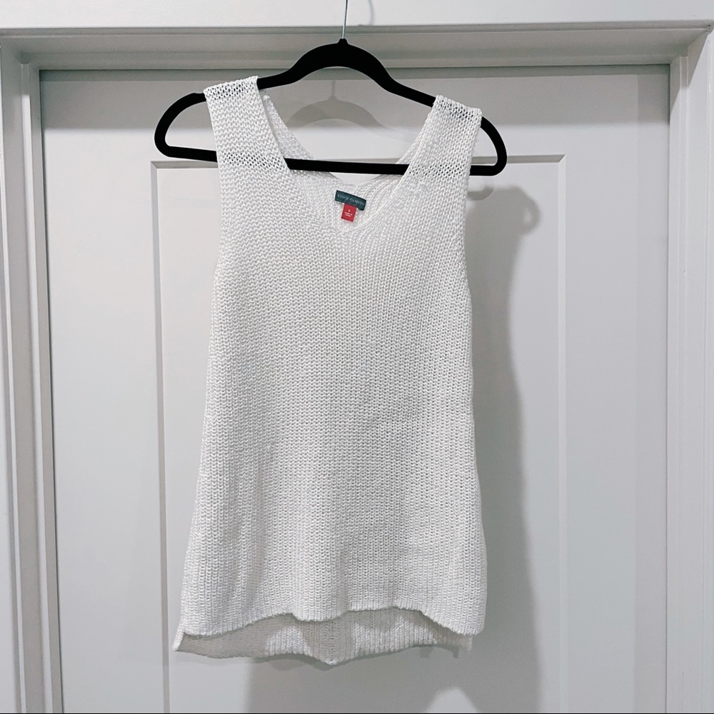 Vince Camuto ivory knit v-neck sleeveless top